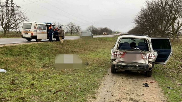 Серьезная авария в Теленештах: Автобус столкнулся с автомобилем