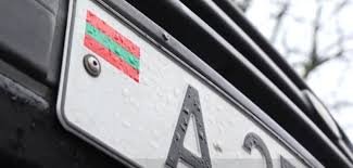 Ucraina a decis să nu mai permită intrarea pe teritoriul său cu maşini cu numere transnistrene