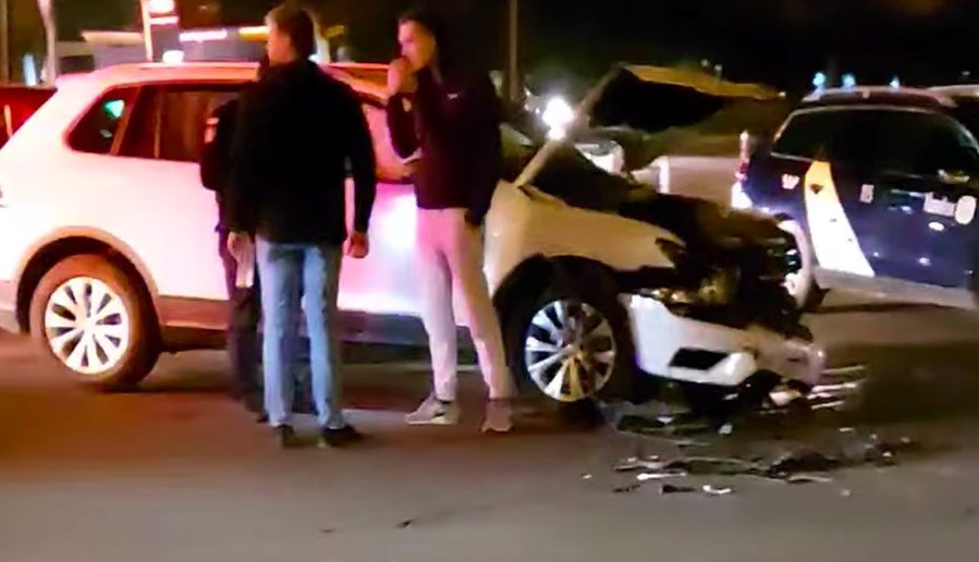 Un italian de 73 de ani n-a înţeles sensul giratoriu de la strada Florilor din Chişinău şi a provocat un accident rutier
