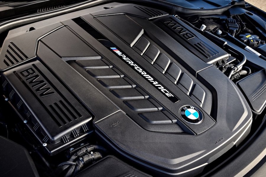 BMW V12 Engine Production Ends This Year, Limited M760i Coming
